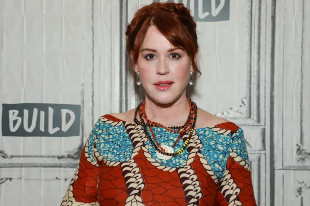 molly ringwald plastic surgery