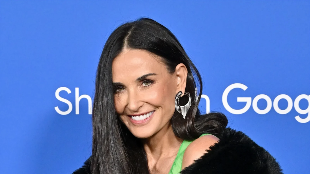 demi moore plastic surgery