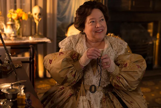 76-Year-Old Kathy Bates Wows at Matlock Reboot Event with New Slim Figure